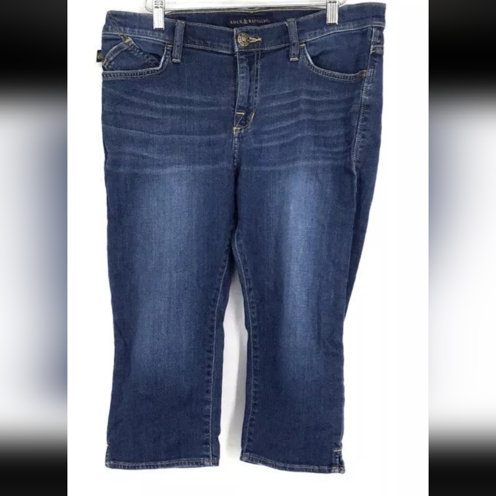 Rock & Republic Blue Medium Wash Denim Capri Jeans Size 14 Pre-Loved Exc. Cond.